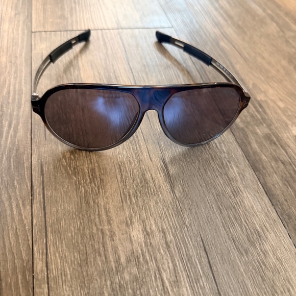 Tom Ford Oscar TF881 56C Tortoise Grey Retro Sunglasses Frame 60-14-140 - Picture 8 of 15